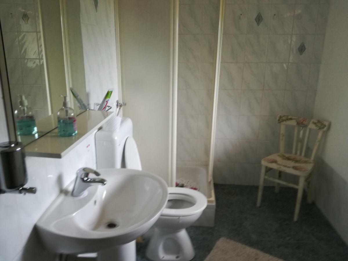 Apartman Jasmin Apartment Catrnja Exterior photo